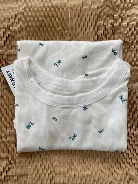 Old Navy Snug Crop T-Shirt